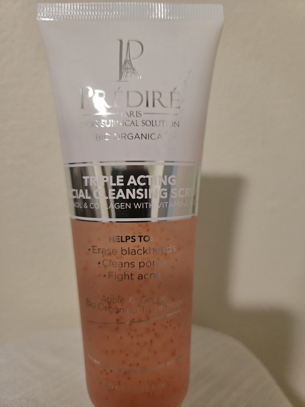 Prédiré Triple Acting Facial Cleansing Scrub in Peach